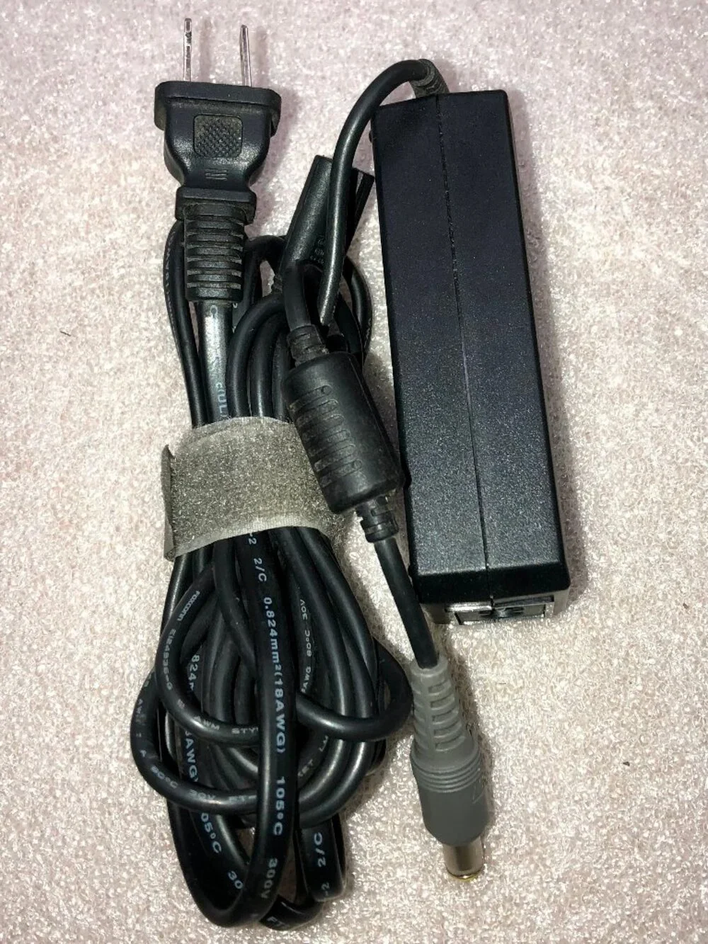 Genuine IBM/Lenovo 65W AC Adapter Charger 20V 3.25A 92P1156 92P1157 DCWP CM-2
